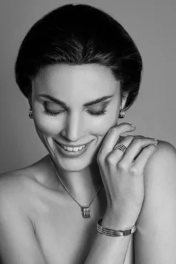 Mart Visser by ZINZI zilveren ring 11mm breed met drie banen bezet met witte zirconia's MVR18