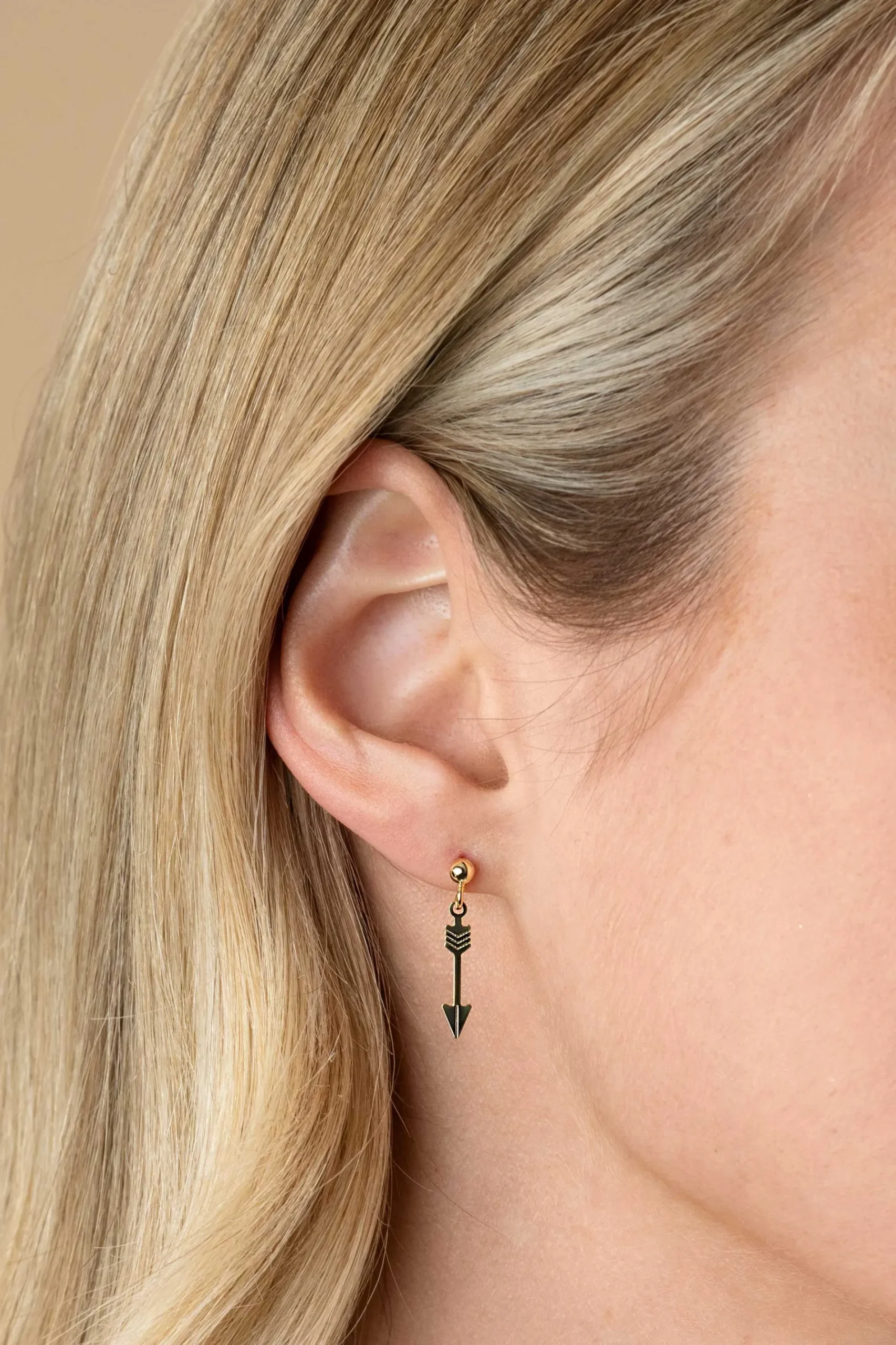21mm ZINZI Gold 14 krt gouden oorstekers met trendy bungelende pijl ZGO383