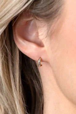 8mm ZINZI Gold 14 krt gouden halve oorringen met railzetting en princess geslepen witte zirconia's ZGO457