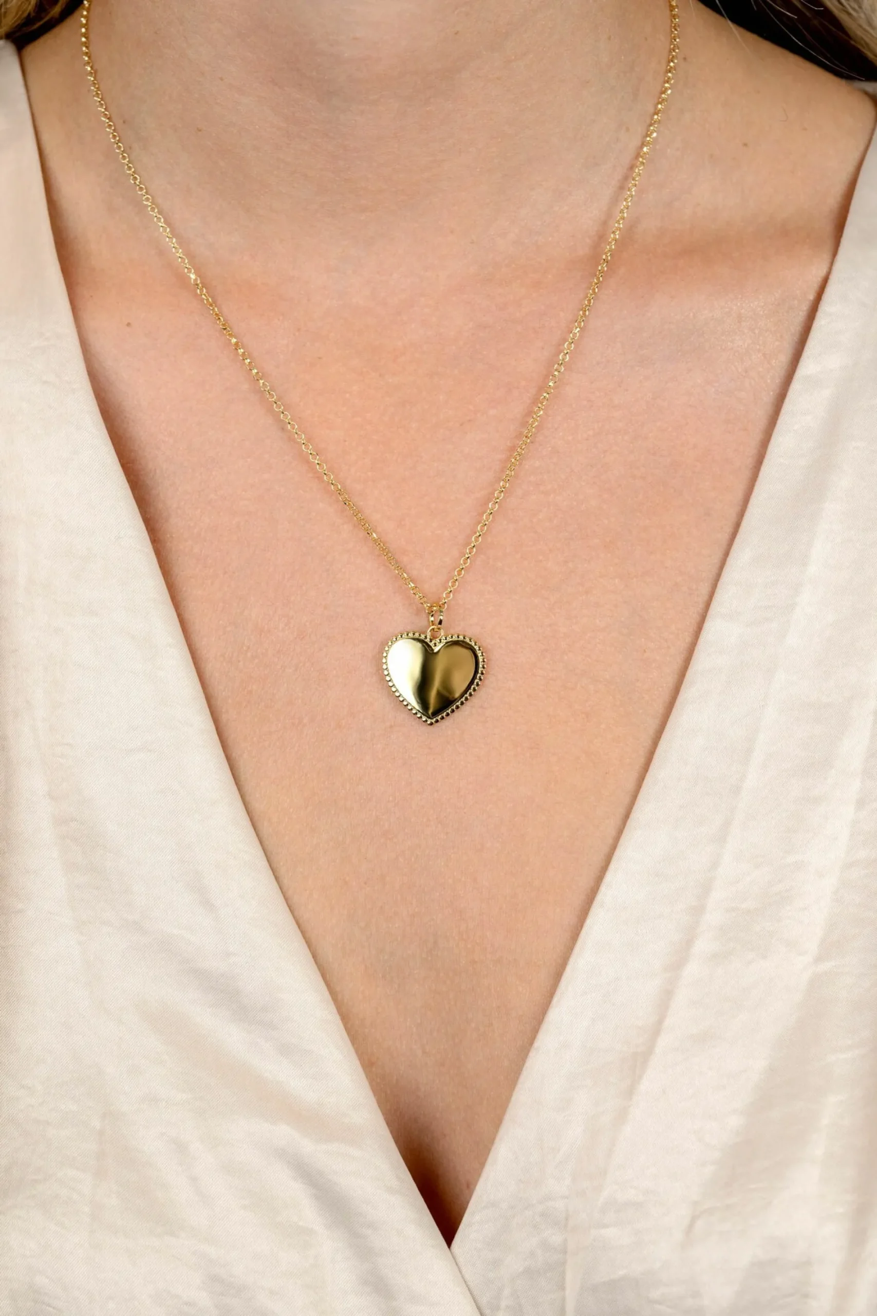 23mm ZINZI gold plated zilveren hanger hart met parelrand voor gravure ZIH2654G (zonder collier)