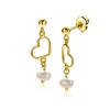 30mm ZINZI gold plated zilveren oorstekers met open hartje en bungelend witte zoetwaterparel ZIO2642