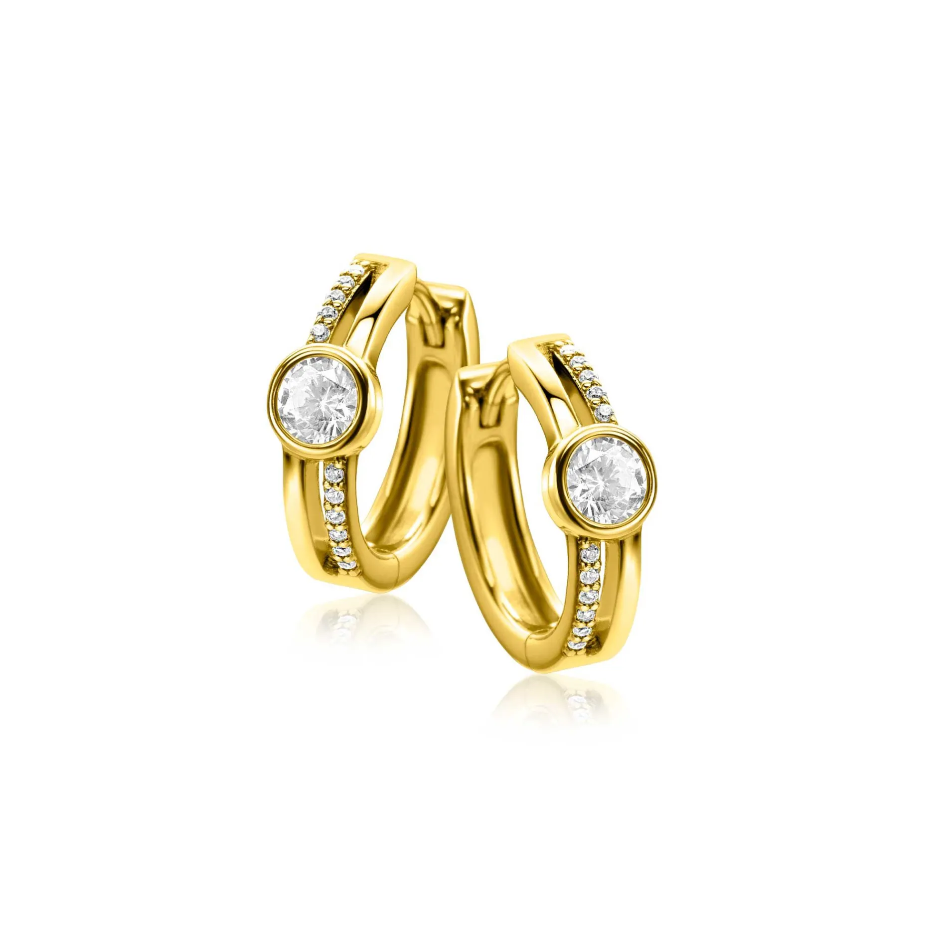 15,5mm ZINZI gold plated zilveren oorringen met ronde kastzetting en multilook uitstraling, bezet met witte zirconia's en luxe klapsluiting ZIO2625