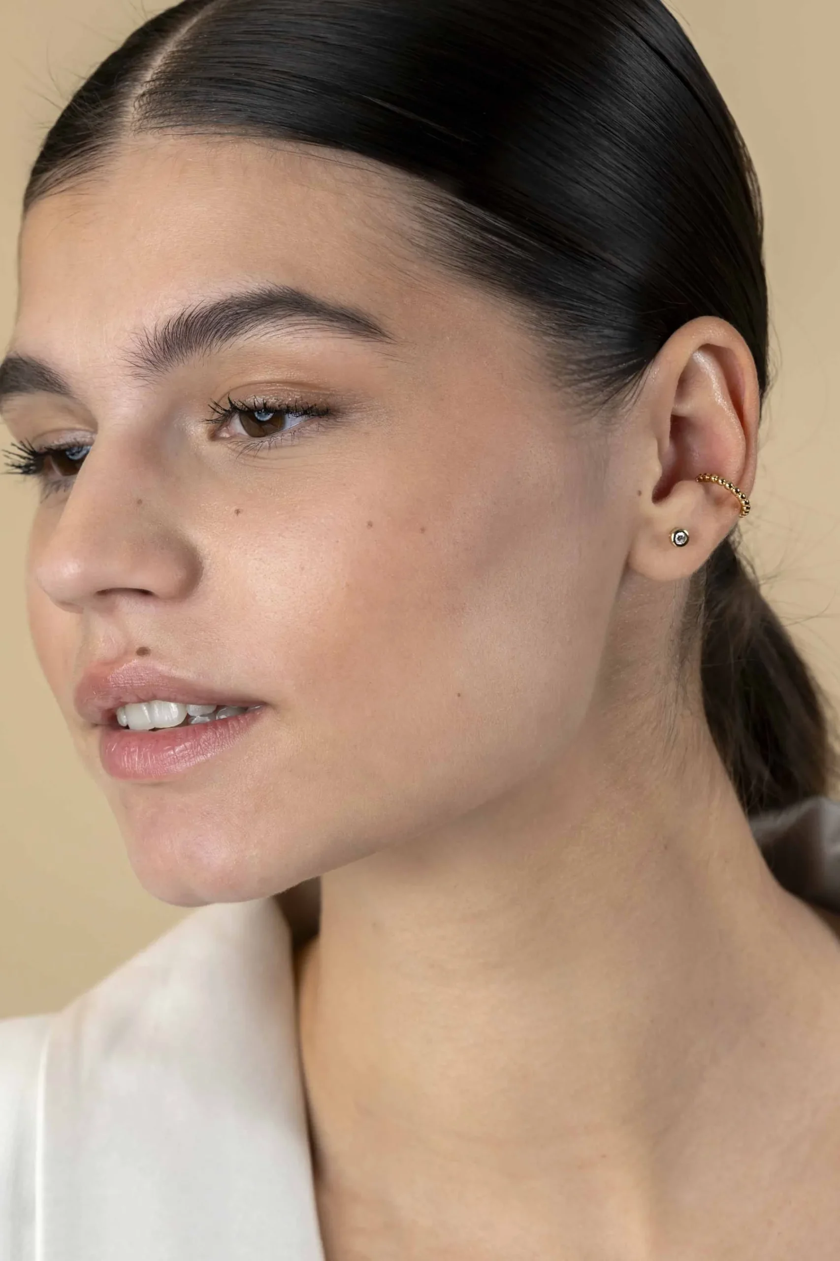 14mm ZINZI gold plated zilveren ear cuff bolletjes per stuk geprijsd ZIO-CUFF2G