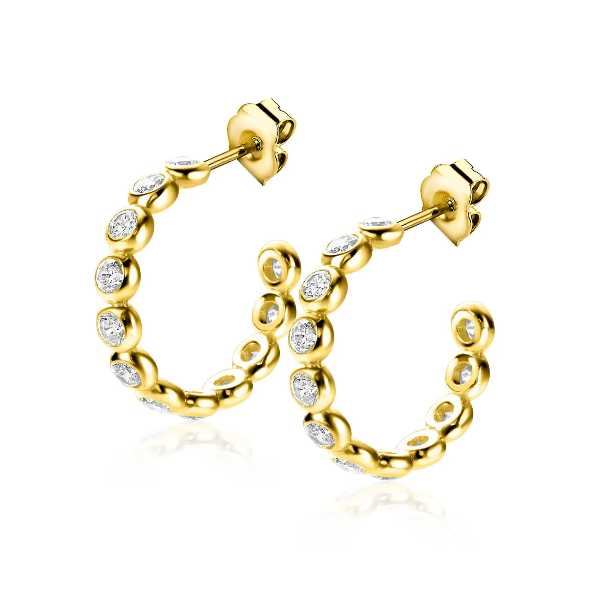 21mm ZINZI gold plated zilveren halve oorringen 4mm buisdikte, bezet met 12 witte zirconia's en met vlindersluiting ZIO2573Y