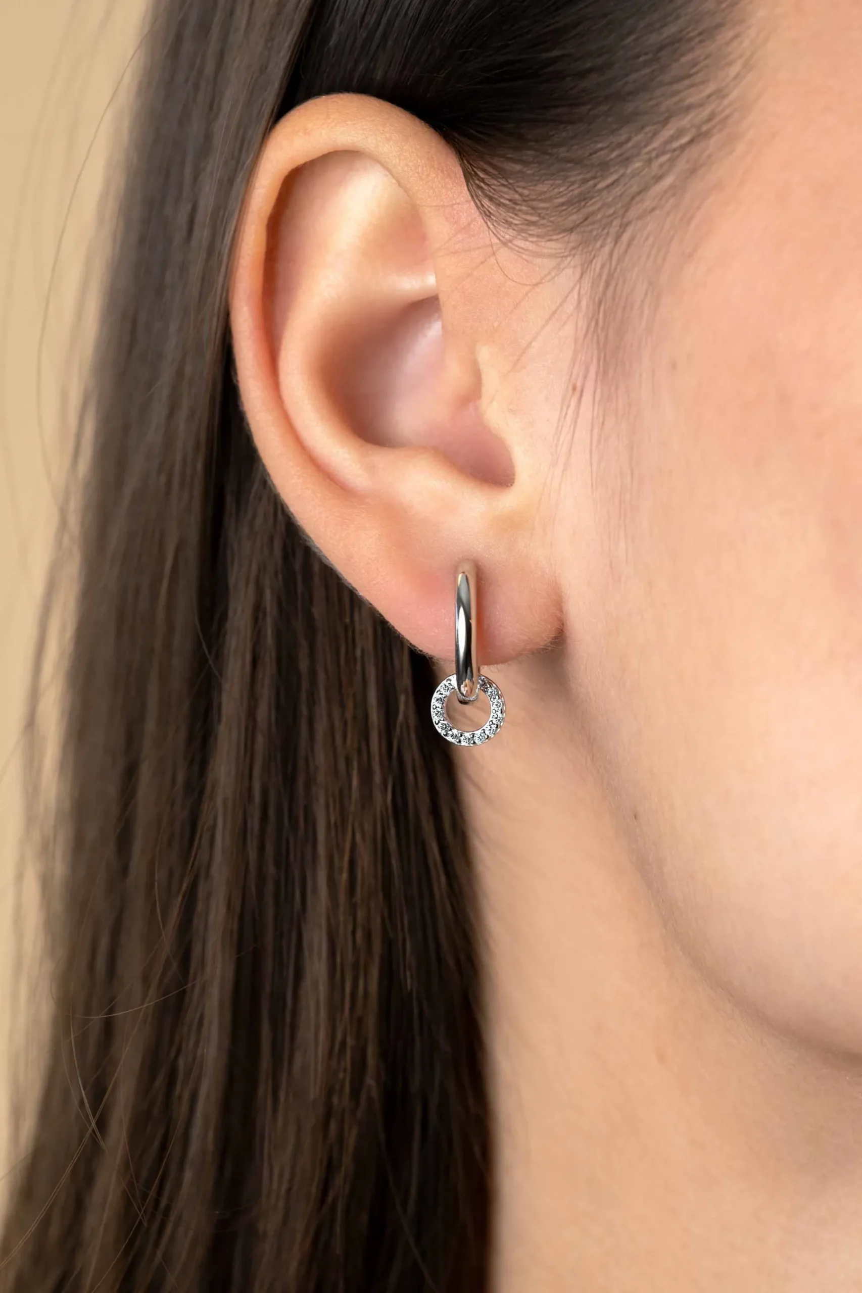 7,5mm ZINZI zilveren oorbedels in ronde vorm bezet met witte zirconia's ZICH2550 (zonder oorringen)