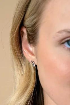 13mm ZINZI zilveren oorknoppen met staafje en glanzende knoop ZIO2613