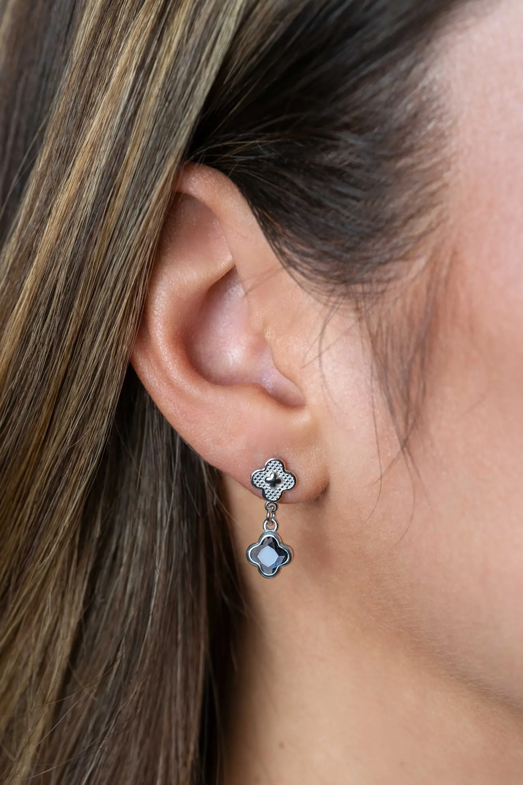 20mm ZINZI zilveren oorsieraden met blauwe klavers 8mm ZIO2582