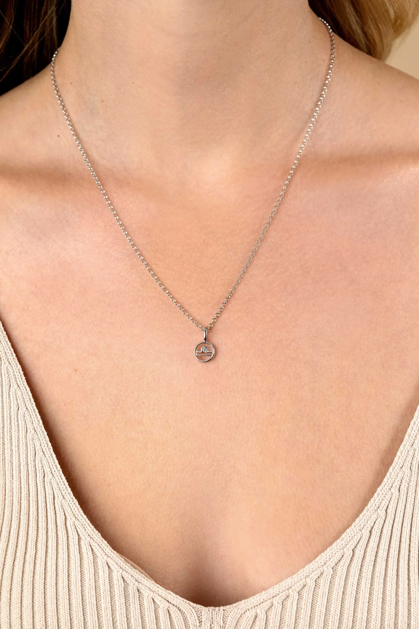 9mm ZINZI zilveren Weegschaal sterrenbeeldhanger bezet met witte zirconia ZIH-WEE (zonder collier)