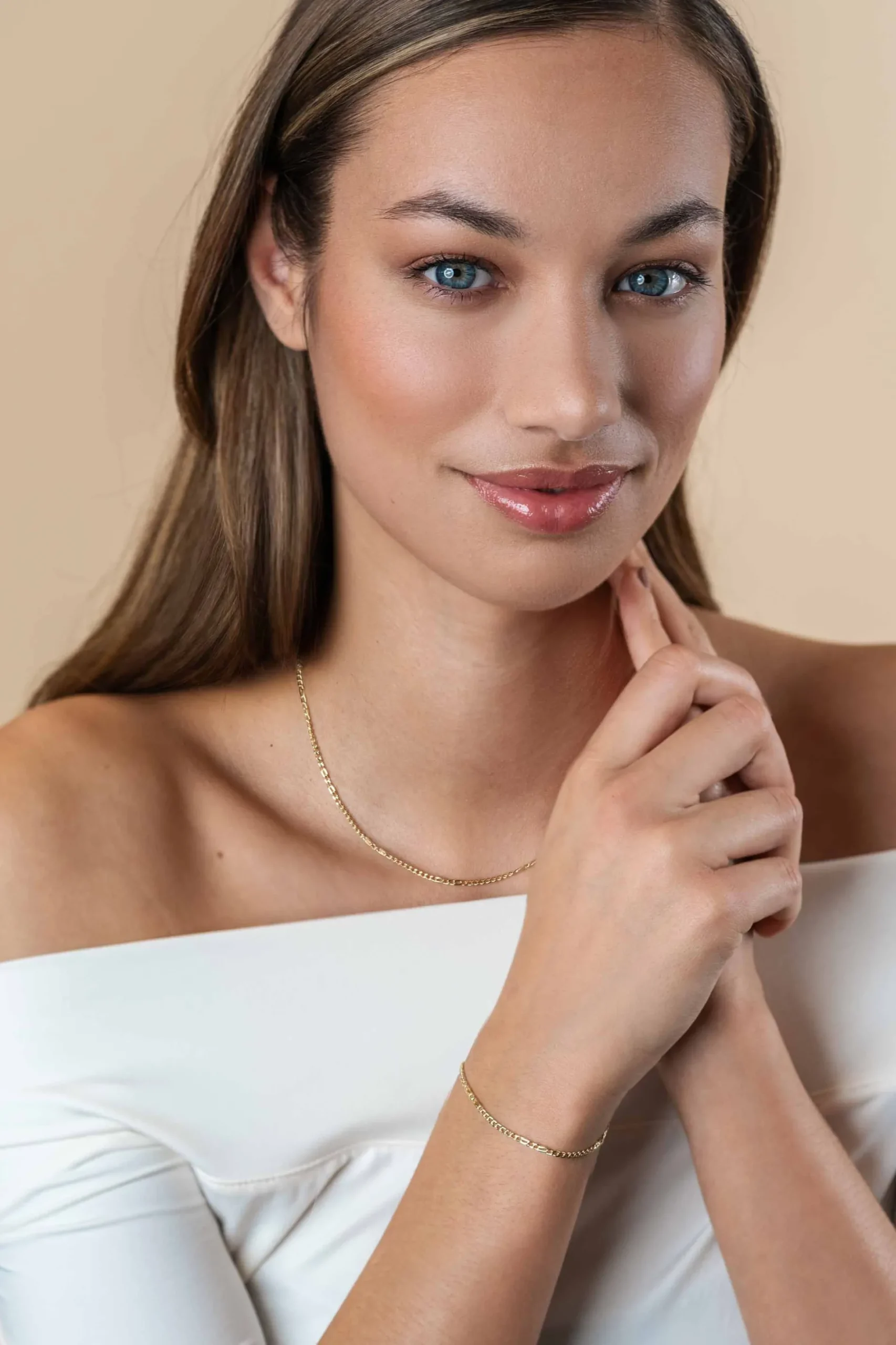 ZINZI Gold 14 karaat gouden massieve gourmet ketting met valkenoog schakels 2mm breed 41-43cm ZGC498