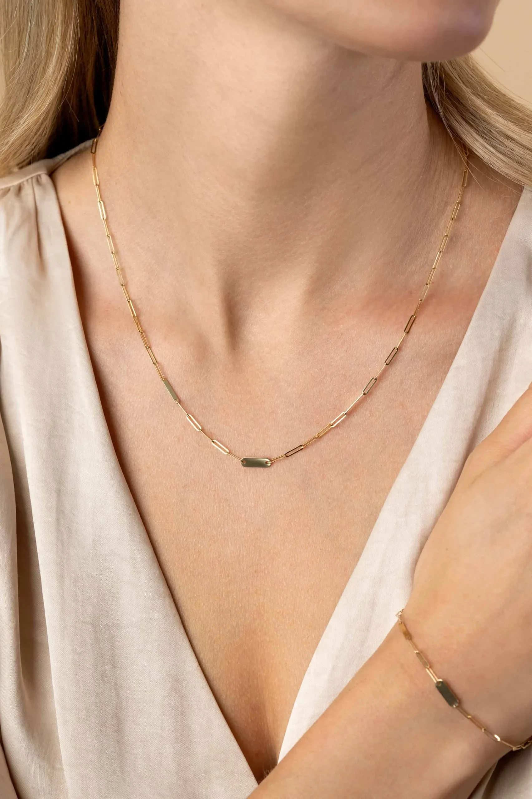 ZINZI Gold 14 krt gouden schakelketting met paperclip schakels (1,8mm breed) en drie gladde plaatjes 45cm ZGC443