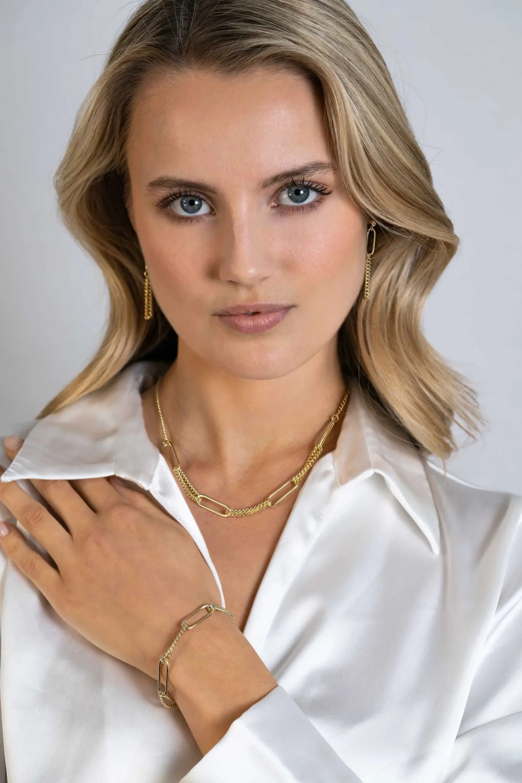 ZINZI gold plated zilveren ketting 45cm met vier grote ovale schakels en gourmet schakels ZIC2382