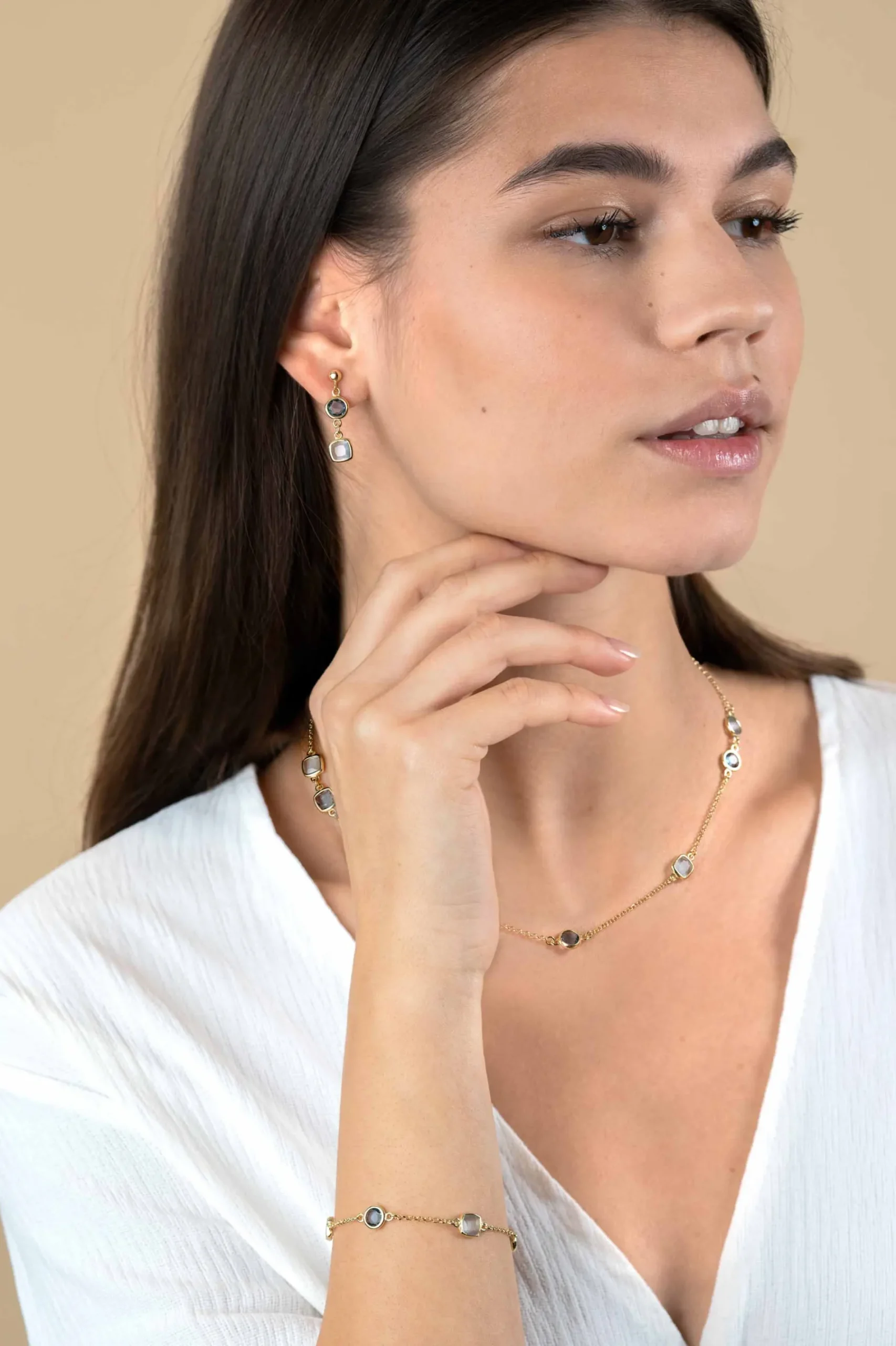 ZINZI gold plated zilveren armband met ronde en vierkante zettingen jeansblauw en witgrijs 17-20cm ZIA2526G