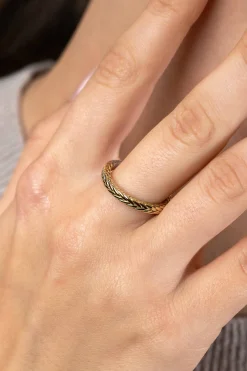 ZINZI gold plated zilveren ring met sierlijk gevlochten touweffect 2,6mm breed ZIR2553G