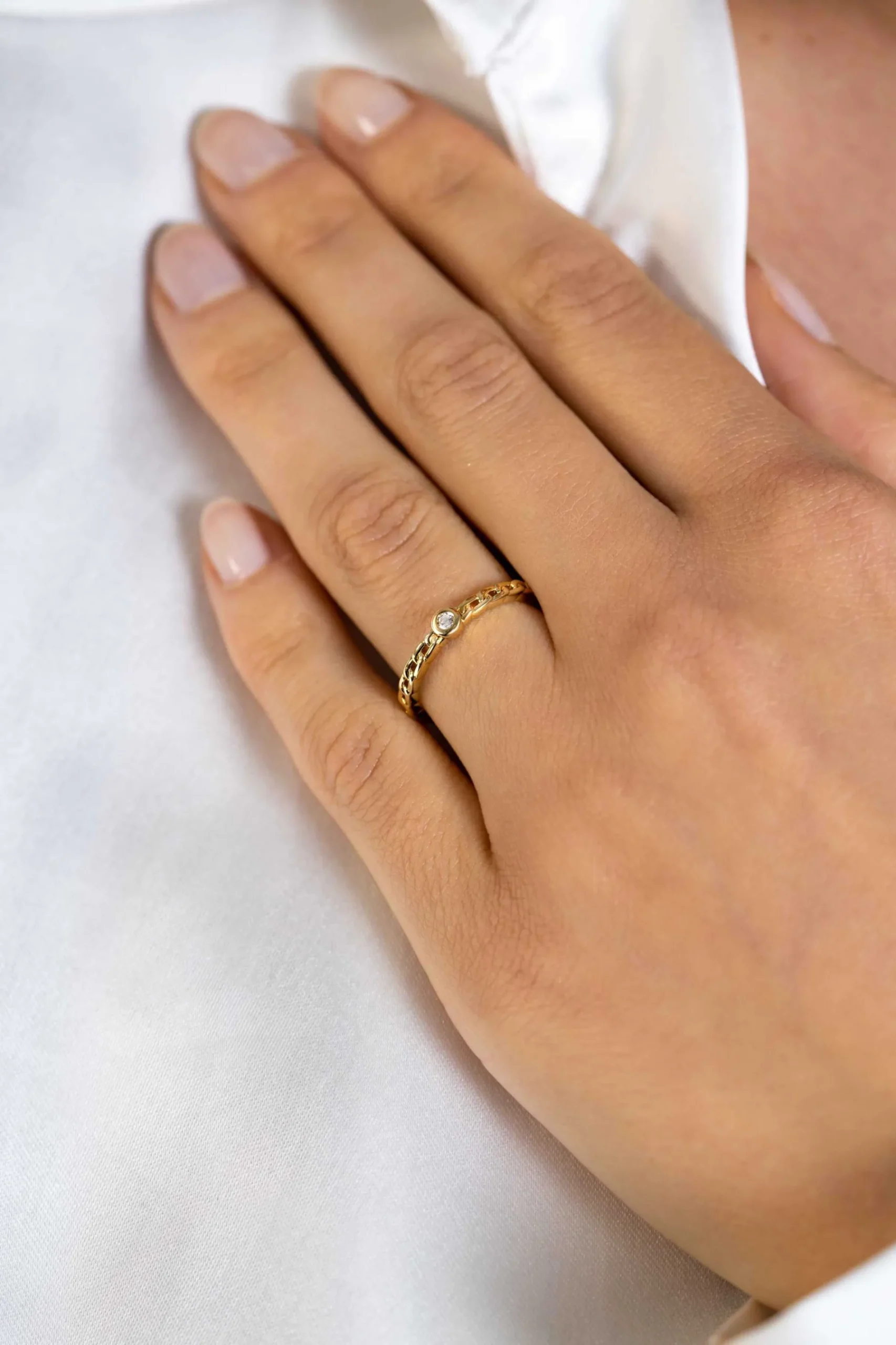 ZINZI gold plated zilveren aanschuifring gourmet schakel met ronde witte zirconia ZIR2376