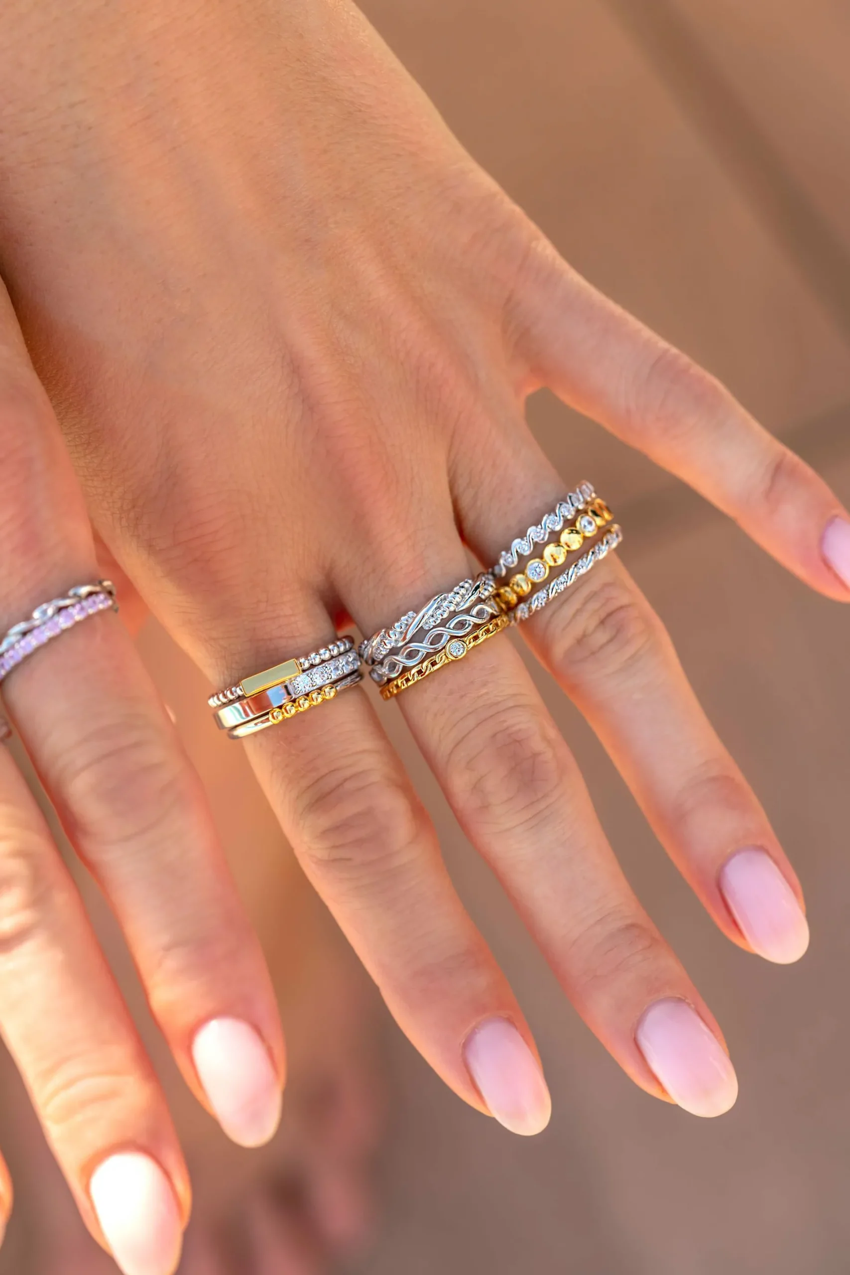 ZINZI gold plated zilveren aanschuifring gourmet schakel met ronde witte zirconia ZIR2376