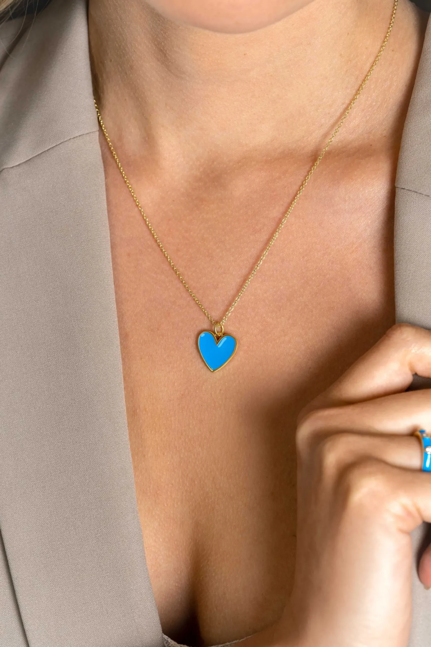 ZINZI gold plated zilveren hanger hart 15mm met blauw emaille ZIH2314B (zonder collier)