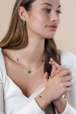 ZINZI gold plated zilveren schakel ketting met twee donkerblauwe klavers en een grotere groene klaver 40-45cm ZIC2583