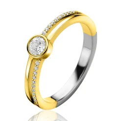 ZINZI gold plated zilveren multilook ring met ronde kastzetting van 5mm en twee banen. Bezet met witte zirconia's ZIR2625