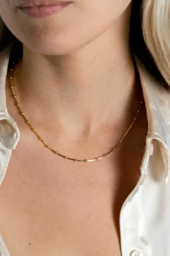 ZINZI gold plated zilveren slangen-ketting met vierkant geslepen schakels en 40 verfijnde glanzende bolletjes (2,5mm breed) 43-45cm ZIC2471G
