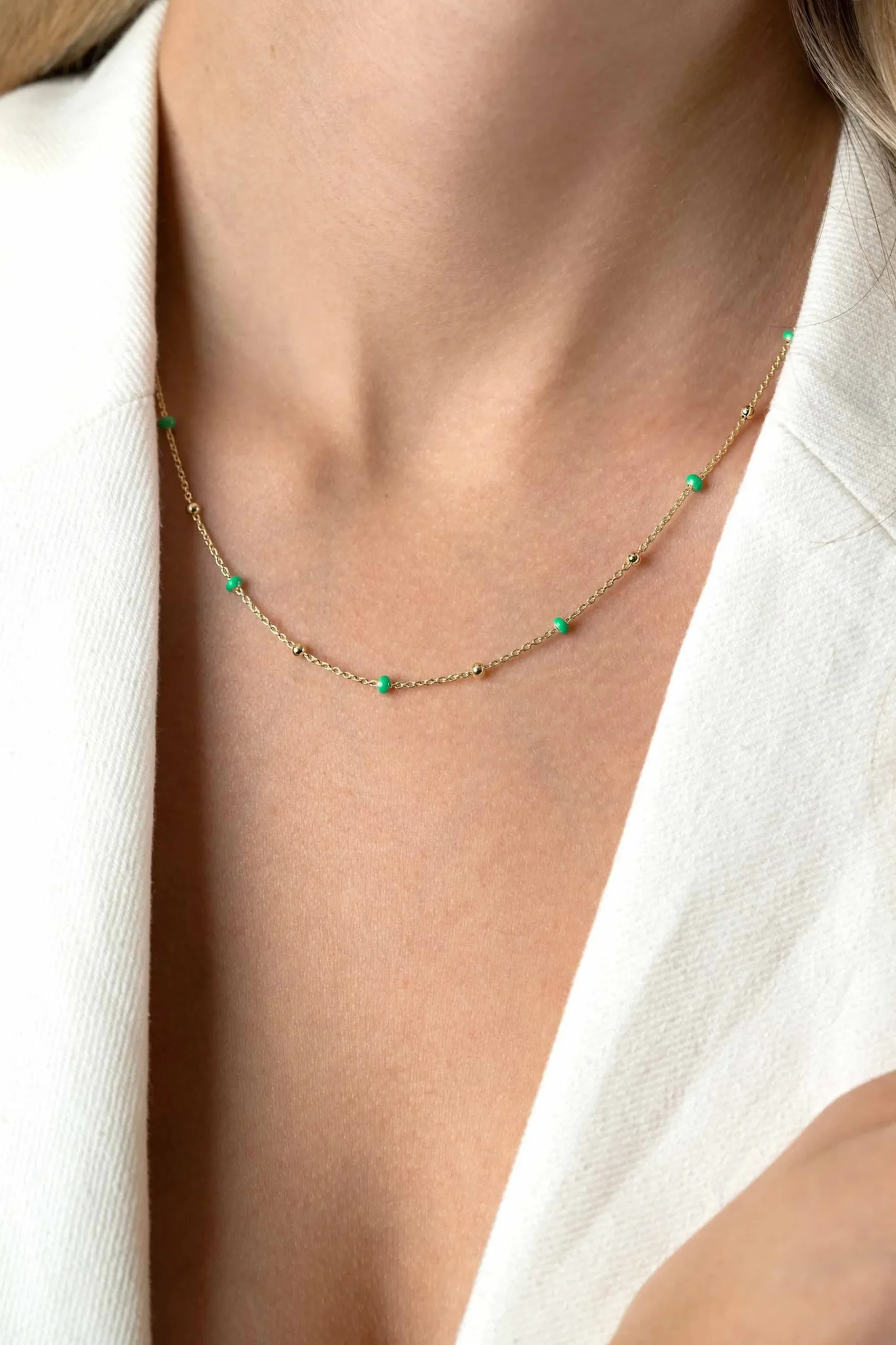 ZINZI gold plated zilveren fantasie ketting met 13 groene donuts en glanzende bolletjes 42-45cm ZIC2509