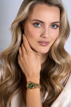 ZINZI Retro Mini horloge groene wijzerplaat, geelgoudkleurige kast en stalen mesh band, 24mm extra dun ZIW1835