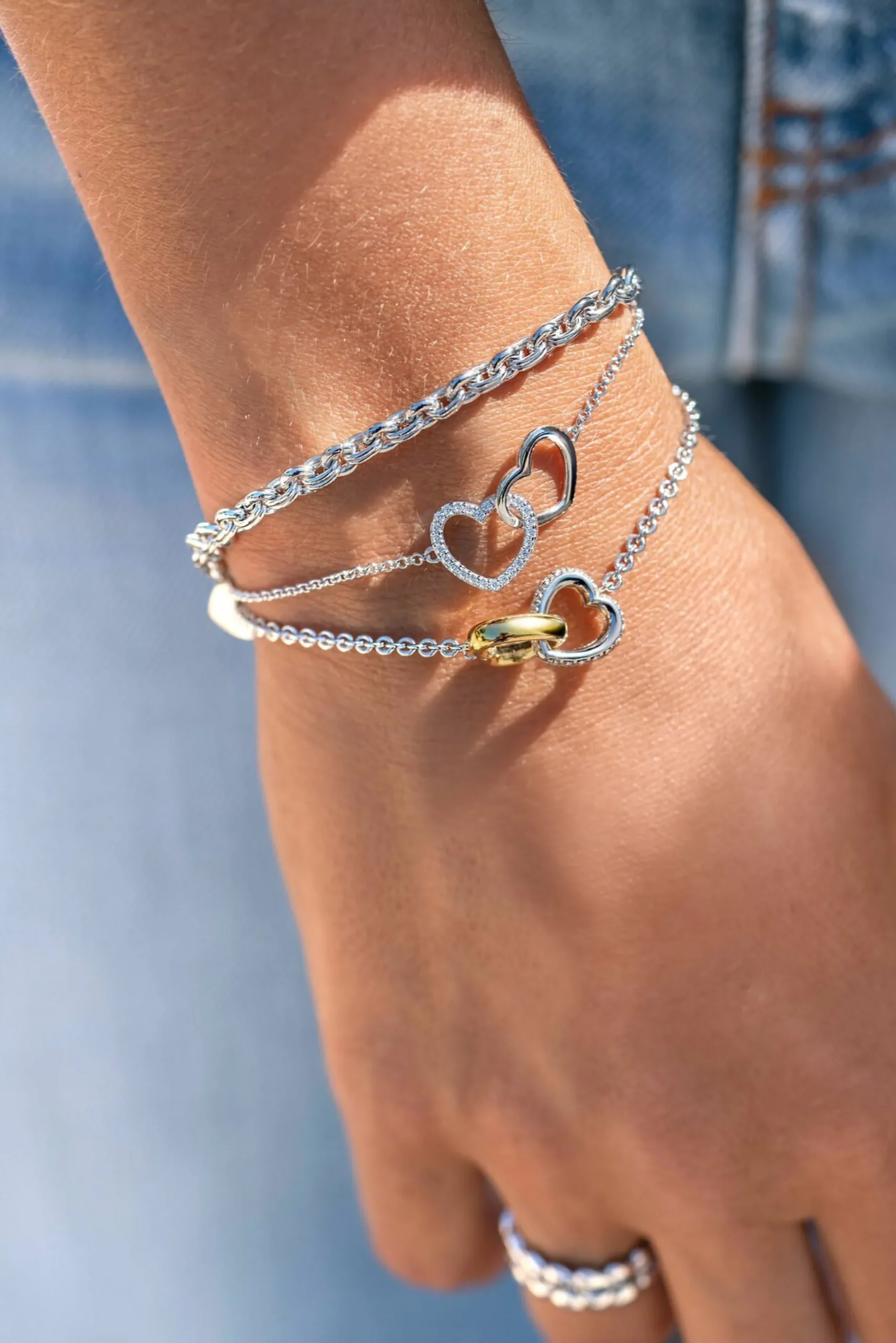 ZINZI zilveren armband bicolor schakel met twee harten verbonden 17-20cm ZIA2276