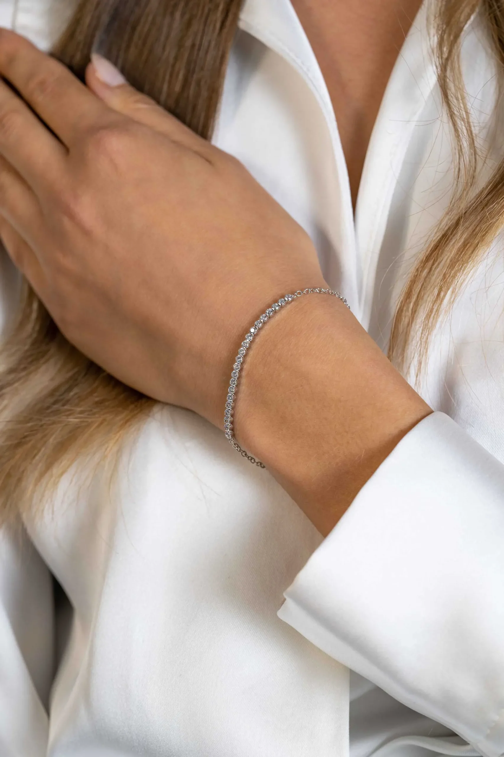 ZINZI zilveren armband, in het midden bezet met 21 witte zirconia's 16-19cm ZIA2370