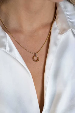 ZINZI zilveren bicolor ronde hanger 15mm gedraaid motief, hangoog bezet met witte zirconia's ZIH2403Y (zonder collier)