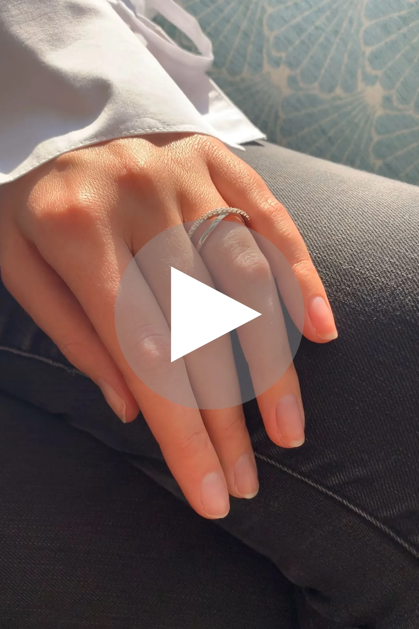 ZINZI zilveren cross-over ring glad wit ZIR1569