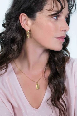 ZINZI zilveren hanger geelverguld 26mm rechthoek met bolletjes rand ZIH1976G (zonder collier)