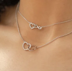 ZINZI zilveren ketting 45cm met verbonden harten wit ZIC1736