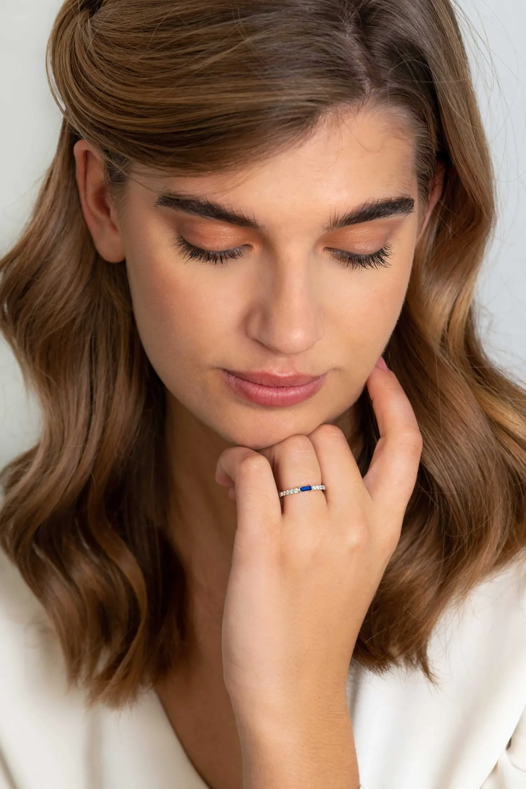 ZINZI zilveren luxe aanschuifring baguette geslepen donkerblauwe zirconia ZIR2133B