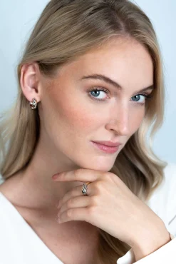 ZINZI zilveren luxe oorringen cross-over bicolor met witte zirconia's 16x6mm ZIO2243