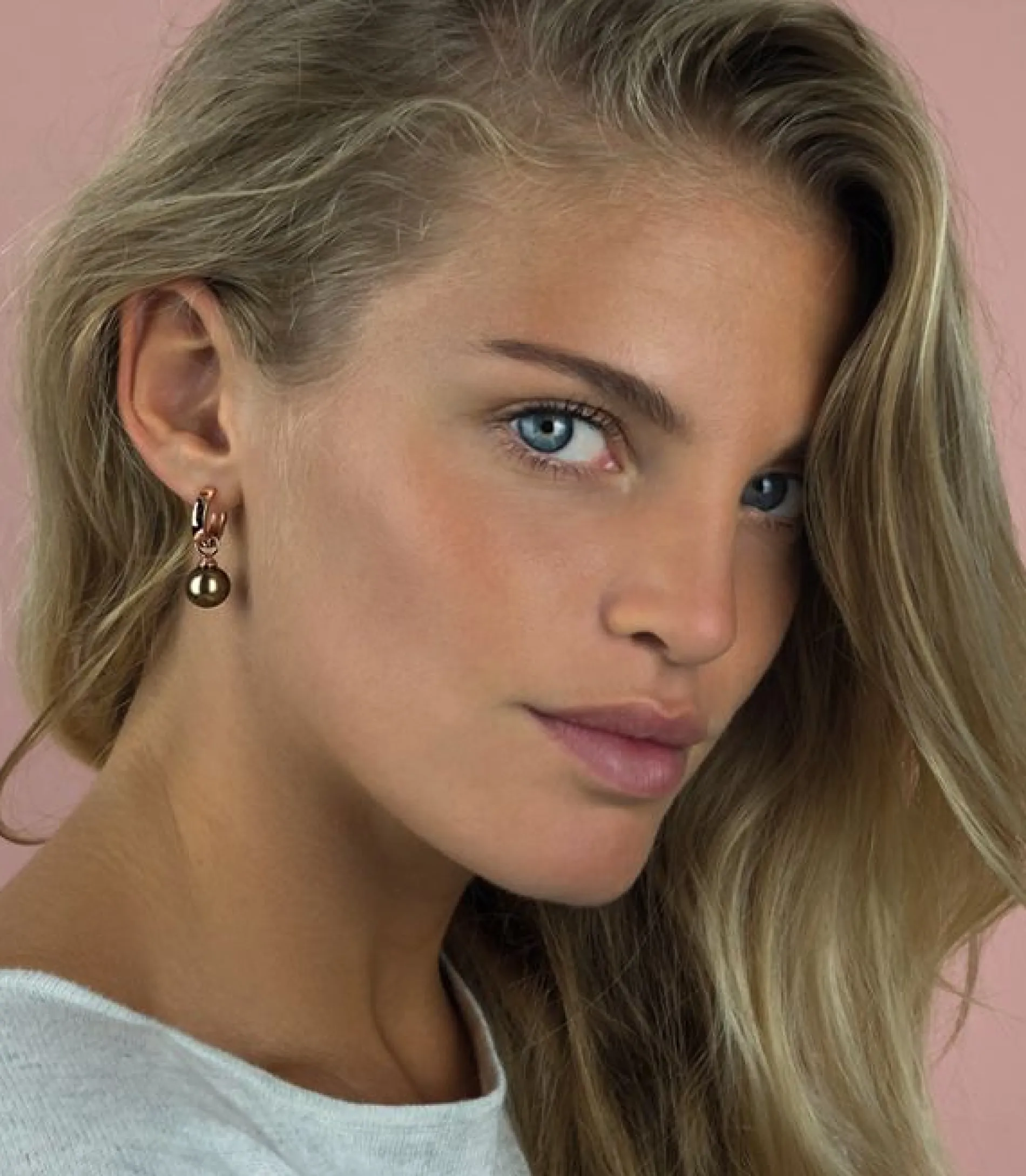 ZINZI zilveren oorbedels rosé verguld bruine parel ZICH266RB. (zonder oorringen).