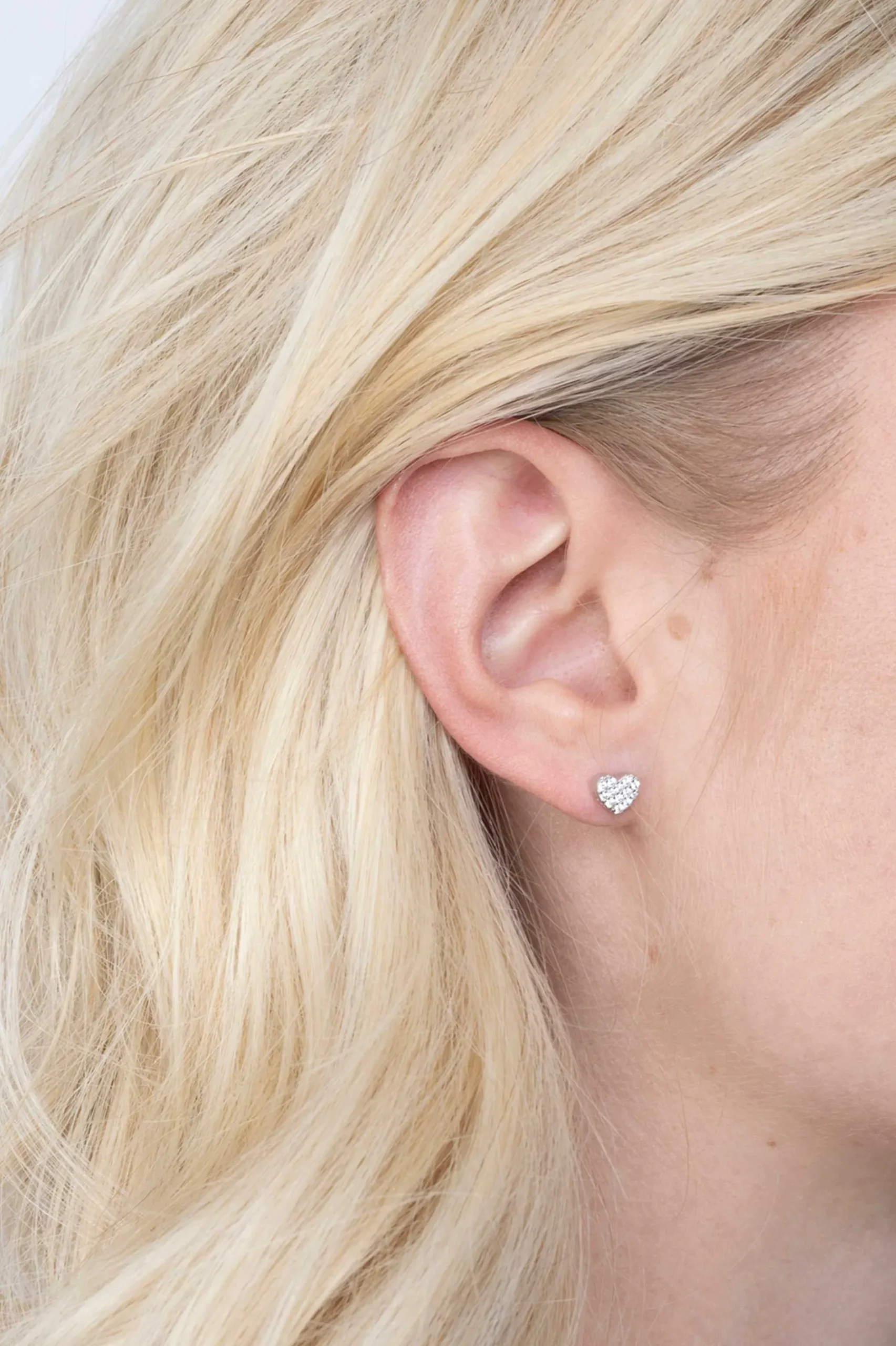 ZINZI zilveren oorknoppen hart wit 6mm ZIO1378Z