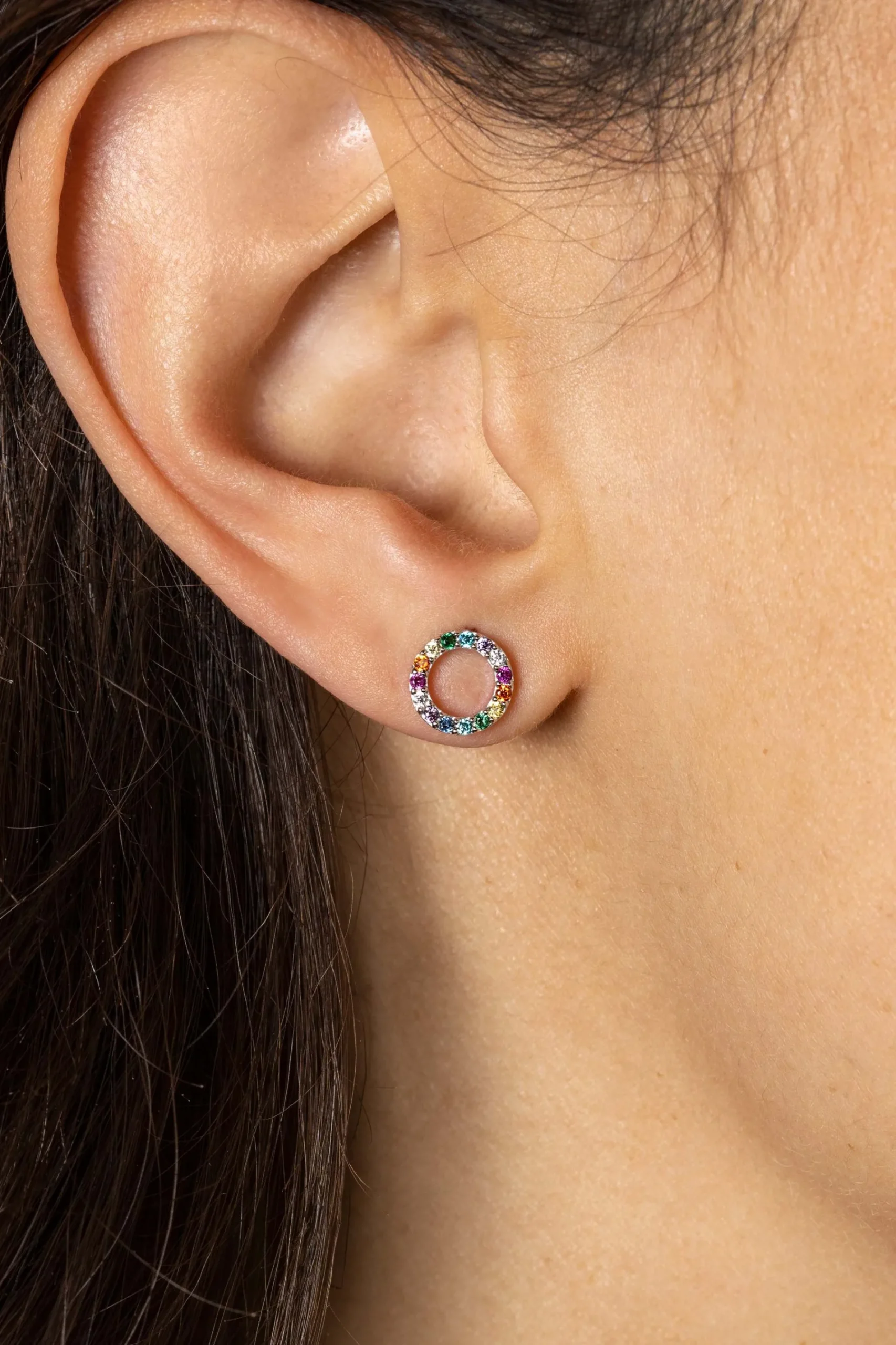 ZINZI zilveren oorknoppen 8mm bezet met regenboog kleurstenen ZIO2170Z