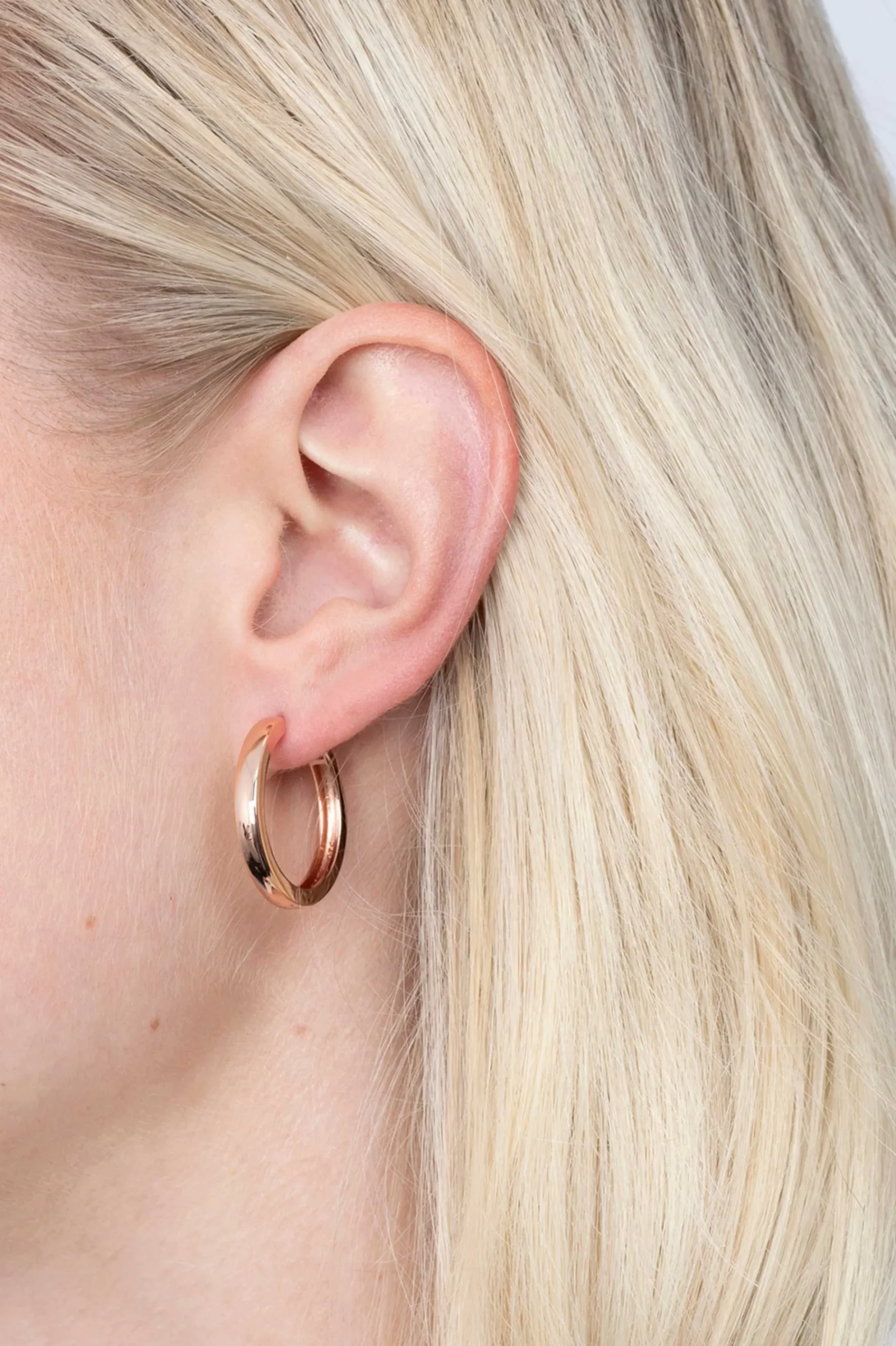 ZINZI zilveren oorringen rosé verguld 24 x 3mm ZIO192R