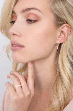 ZINZI zilveren oorstekers 22mm golvend 'waves' wit ZIO2014