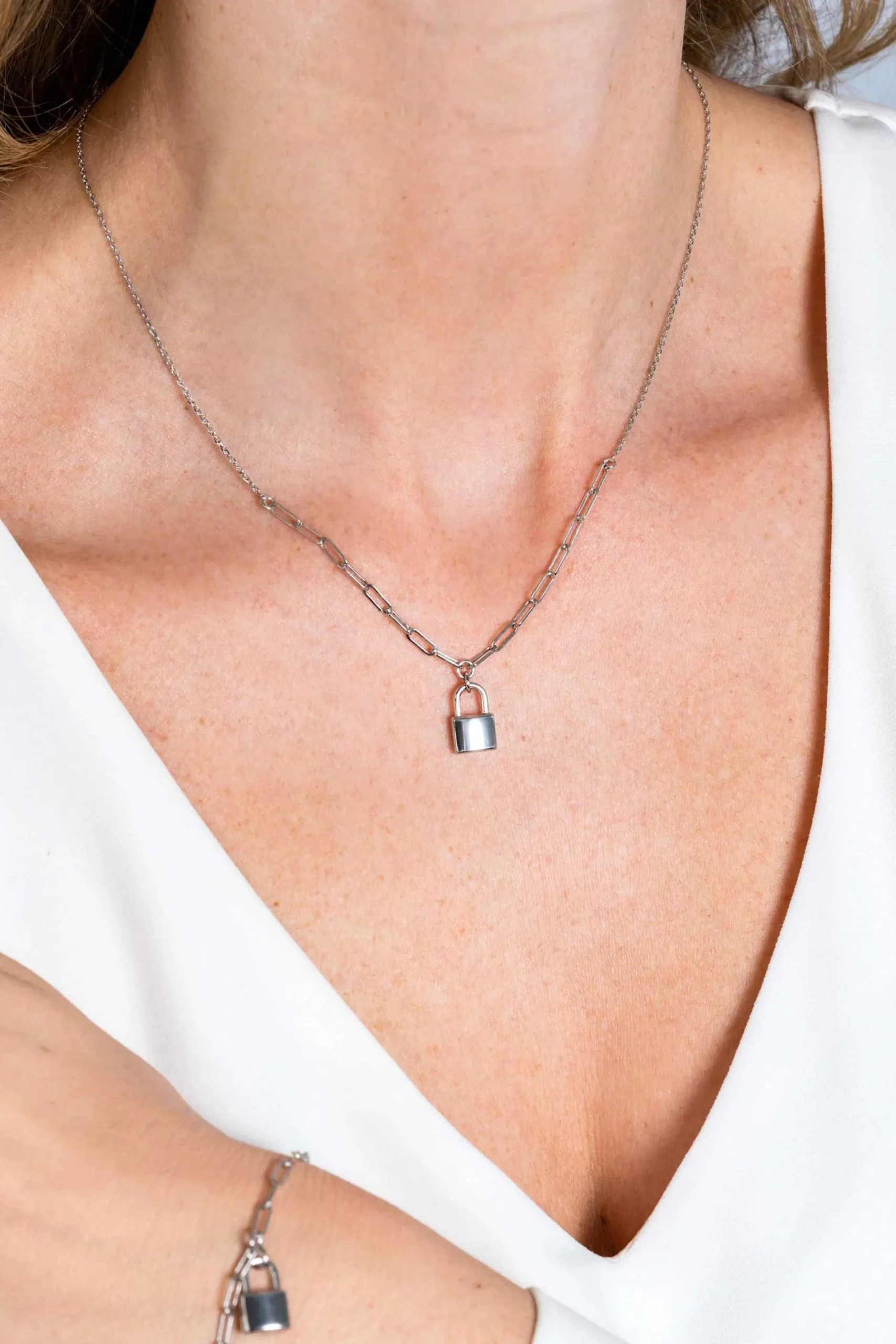 ZINZI zilveren paperclip schakelketting 45cm met trendy slotje als bedel 40-45cm ZIC2355