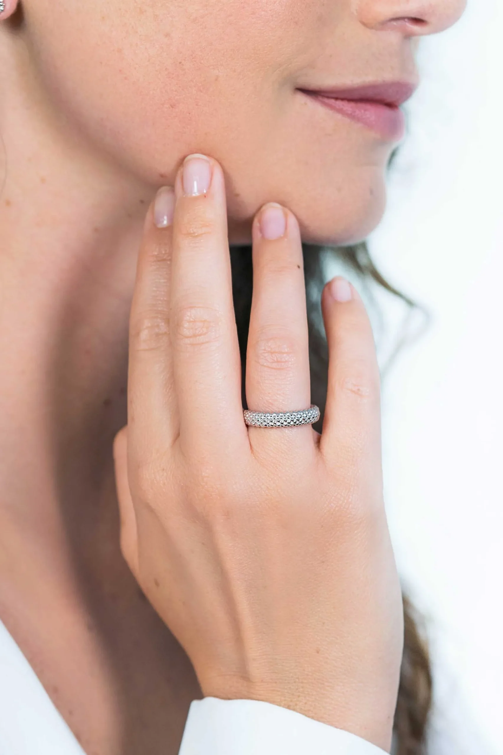 ZINZI zilveren ring glinsterende bolletjes ZIR1968