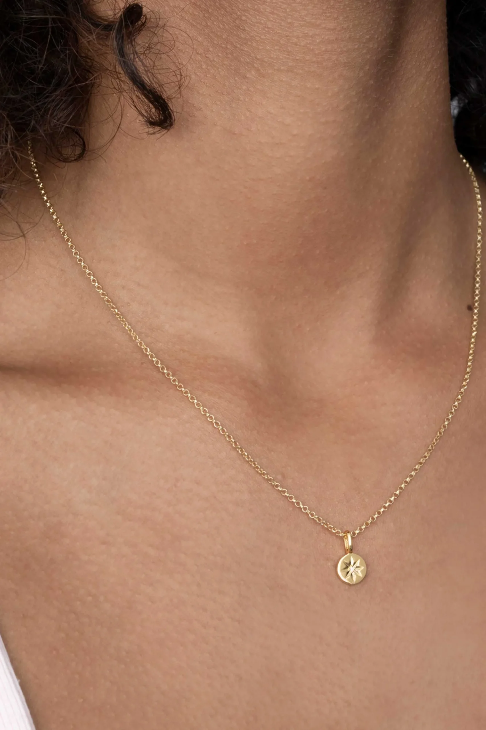 ZINZI zilveren ronde hanger geel verguld zonnetje ZIH2068G (zonder collier)