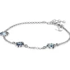 ZINZI zilveren schakel armband met twee lichtblauwe klavers en een donkerblauwe klaver in het midden 17-20cm ZIA2663B