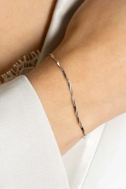 ZINZI zilveren schakel armband met glinsterende pijlvormige schakels 1,5mm breed 17,5-20cm ZIA2414