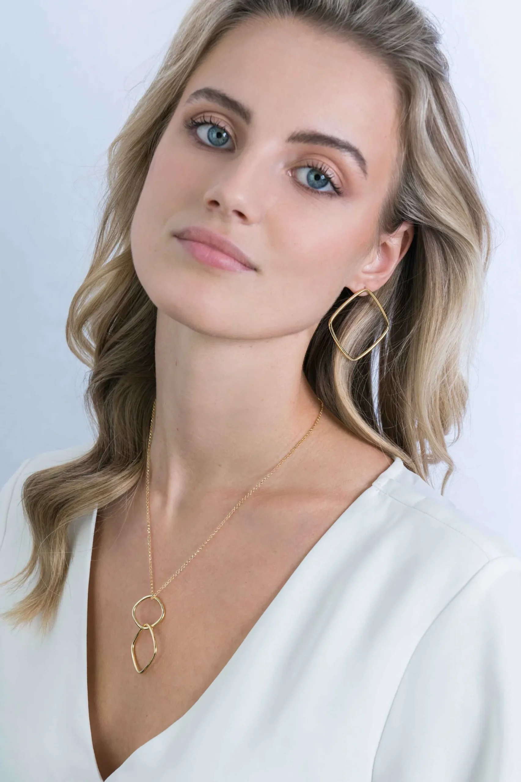 ZINZI zilveren trendy oorstekers 14K geel verguld 44mm vierkant open ZIO2095G